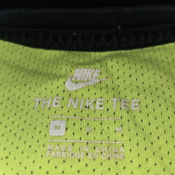Nike Shirt Men's Medium Black Air Graphic Tee Crew Neck Short Sleeve Logo Adult - Picture 4 of 4